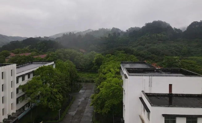 [Roots Tour] Junte as Mãos Com Hongjiang, Renove O Amor De Xiangyi!